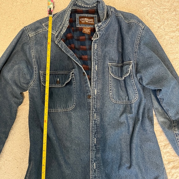 Levi’s Flannel lined Denim Jacket - Picture 7 of 8